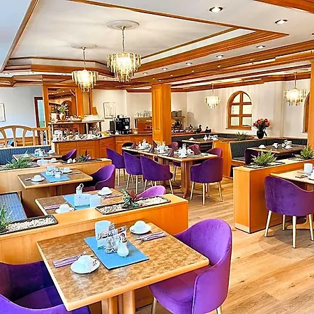 Stadthotel Muenze 3* באד מרגנטהיים