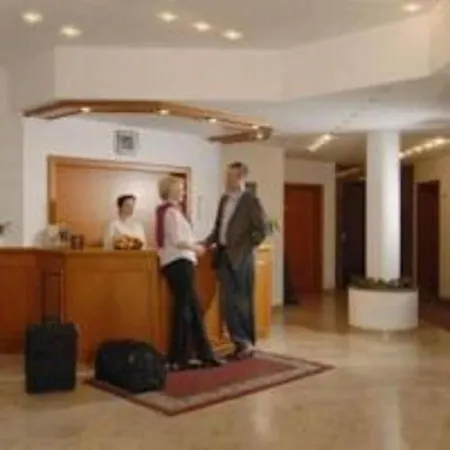 Stadthotel Muenze 3*